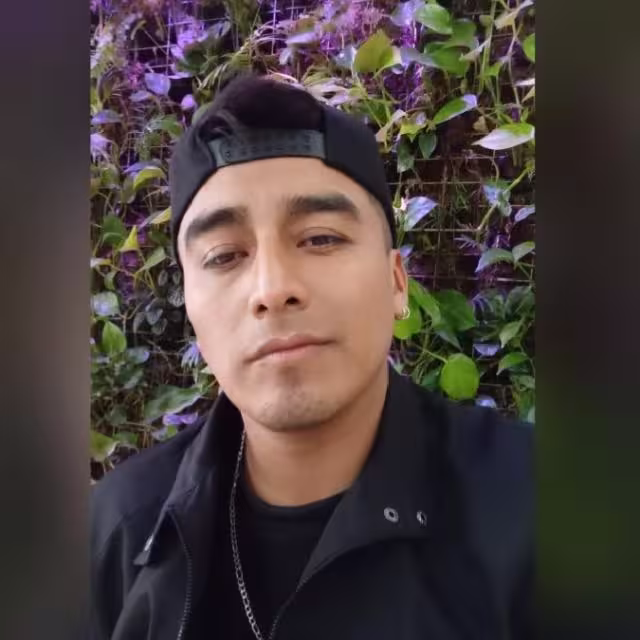 Eduardo - Instructor